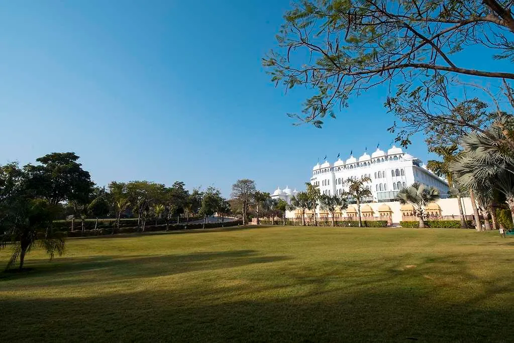 Radisson Blu Udaipur Palace Resort & Spa Hotel
